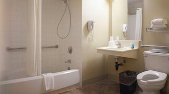Deluxe Suite, 2 Double Beds