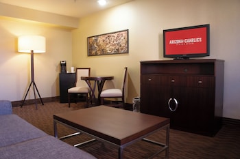Deluxe Suite, 1 King Bed
