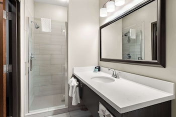 Standard Room, 2 Queen Beds, Non Smoking, Refrigerator