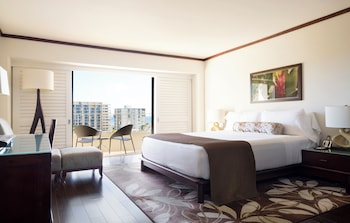 Partial Ocean View King