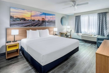 Standard Room, 1 King Bed