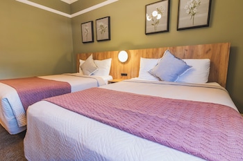 Standard Room, 2 Queen Beds