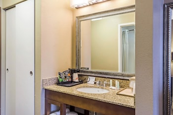 Room, 1 King Bed with Sofa bed, Non Smoking