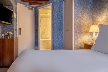 Classic Room, Balcony