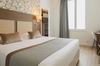 Superior Room, 1 Queen Bed, Non Smoking