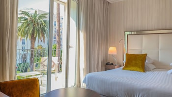 Privilege Room with Terrace