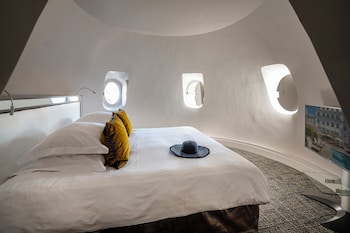 Prestige Suite