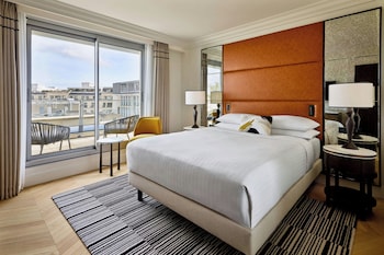 TerraceCity View Queen Room