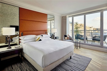 Terrace City View King Room
