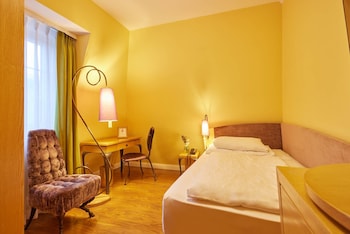 Deluxe Single Room