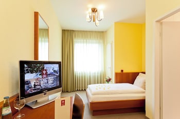 Basic Single Room, 1 Twin Bed