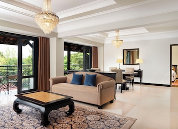 Presidential Room, 2 Bedrooms, Balcony, Mountain View