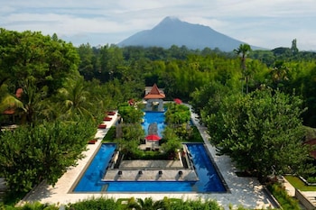 Royal Room, 2 Bedrooms, Balcony, Mountain View