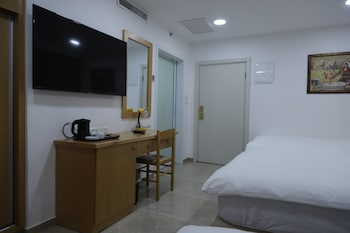Premium Triple Room