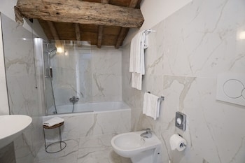Twin Attic Room