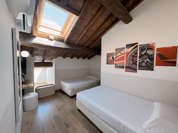 Twin Attic Room
