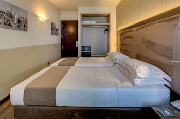 Superior Room, 2 Twin Beds, Non Smoking