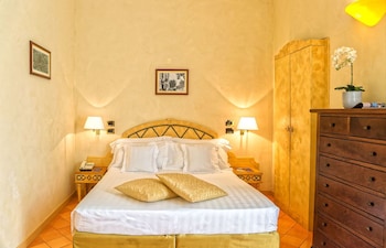 Classic Double or Twin Room