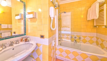Classic Double or Twin Room