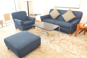 (High Floor)Yokohama Floor Grand Corner Suite Bay View, Non-Smoking 92.6sqm