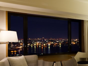 Bay Club Floor King City View, Non Smoking