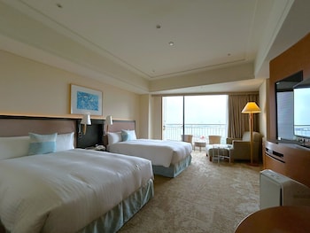 (High Floor)Yokohama Floor Luxury Ocean Twin Bay View, Non-Smoking