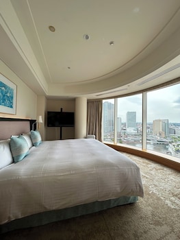 (High Floor)Yokohama Floor Luxury Harbor King Park View, Non-Smoking