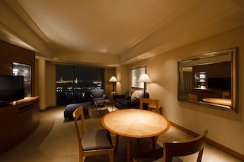 Grand Corner Suite Bay View, Non-Smoking 92.6sqm