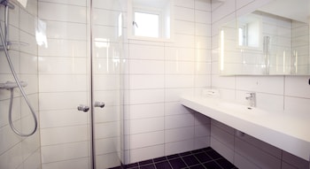 Twin Room (Compact)
