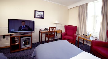 Twin Room (Compact)