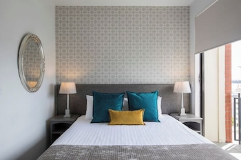 Studio Executive Apartment