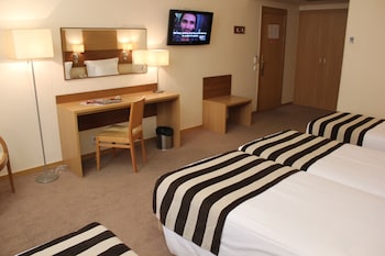 Deluxe Double Room, 1 King Bed, Non Smoking, Balcony