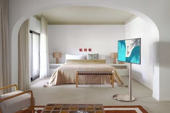 Deluxe Suite, 1 Bedroom (Emotion)