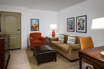 Suite, 1 King Bed, Non Smoking