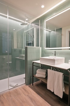 Superior Twin Room, 2 Twin Beds, City View