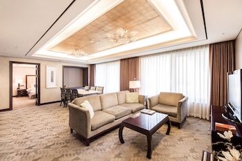 Royal Suite (2 bed rooms)