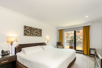 Business Room, 1 King Bed, Kitchen