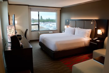 Standard Room, 1 King Bed, Corner