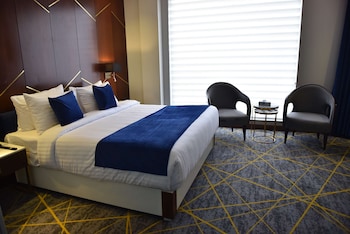 Executive Room, 1 Queen Bed, Non Smoking
