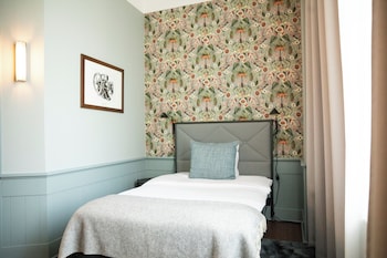 Single Room (Compact)