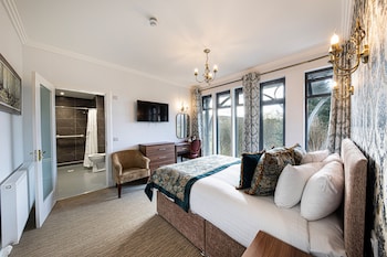 Classic Double or Twin Room