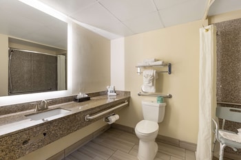 Standard Room, 2 Queen Beds, Accessible, Non Smoking