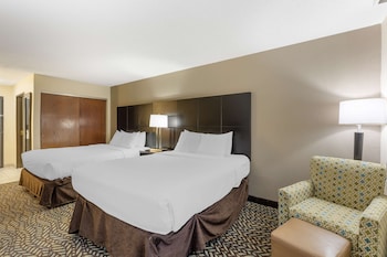 Standard Room, 2 Queen Beds, Non Smoking