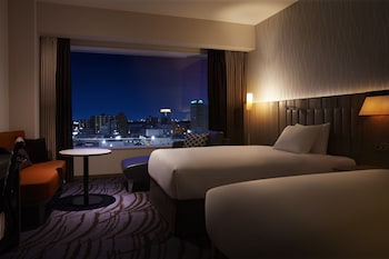 Premium Room, 2 Twin Beds (up to 3 guests)
