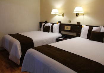 Deluxe Room, 2 Double Beds