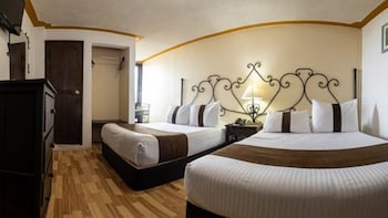Room 2 Double Beds ... Preferencial