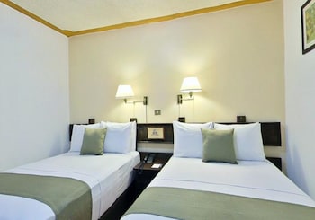 Room 2 Double Beds ... Preferencial