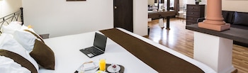 Junior Suite, 1 King Bed