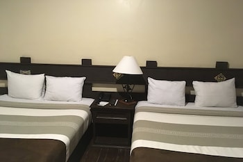 Deluxe Room, 2 Double Beds