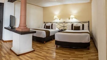 Suite, 2 Double Beds (Master)